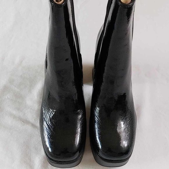 Circus by Sam Edelman New Women's Black Stace Flare Heel Platform Chelsea Boots - Picture 2 of 4